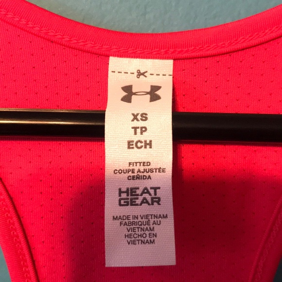 NWOT! Ladies’ Under Armour Tank - Picture 2 of 5